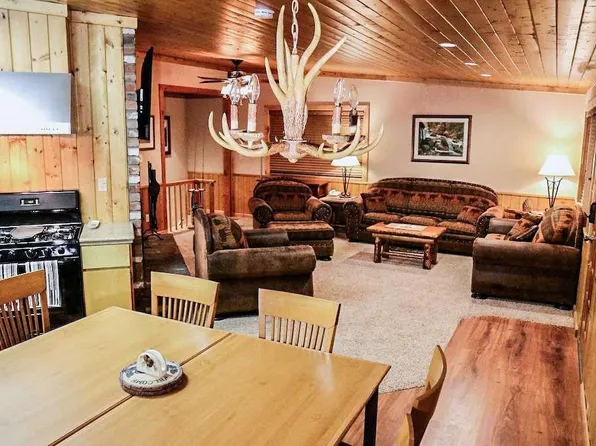 52854 Balsam Dr, Oakhurst, CA 93644