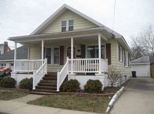 203 N Johnson St, Bay City, MI 48708