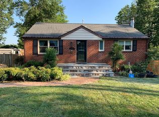 7215 Michael Pl, Falls Church, VA 22046