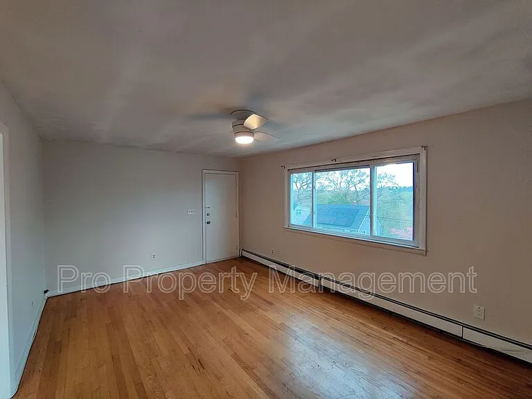 135 Hillcrest Rd #2 — Photo 8