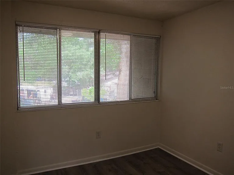 300 NW 20th Ave #6 — Photo 18