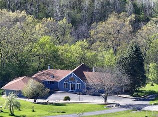 W590 Kearney Rd, Burlington, WI 53105