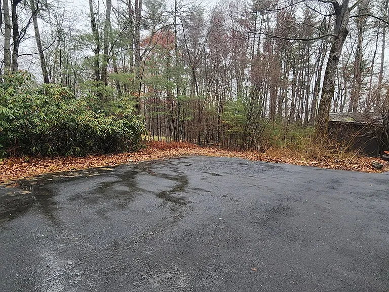 62 Hovey Rd — Photo 3