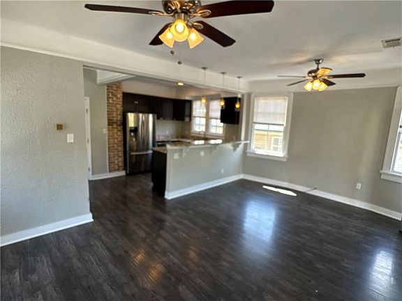 5th image of 3827 Jena St