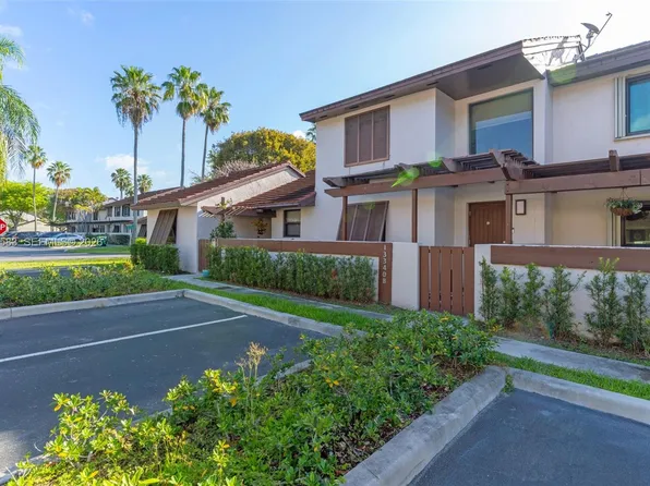 13340 SW 91st Ter APT B, Miami, FL 33186