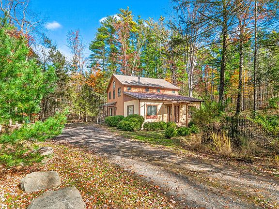 2nd image of 32 Eastwoods Dr