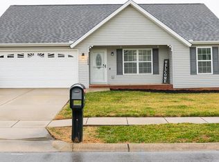 1604 Bobby Nichols Dr, Cookeville, TN 38506