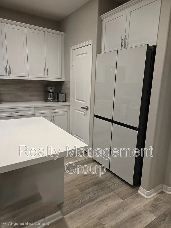 4 bed, 3.5 bath, 2014 sqft, $5,100 — Photo 4