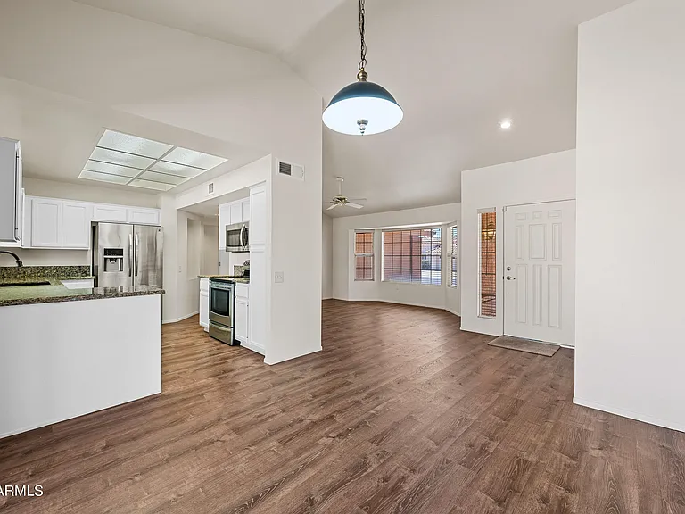 14802 W Greystone Dr — Photo 10