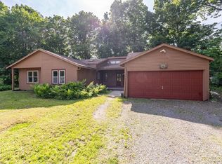 499 Hadley Rd, Sunderland, MA 01375