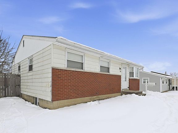3rd image of 868 Harwood Dr