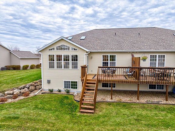 5th image of 710 Malvern Hill Dr