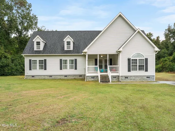 6700 D L Lewis SE, Winnabow, NC 28479