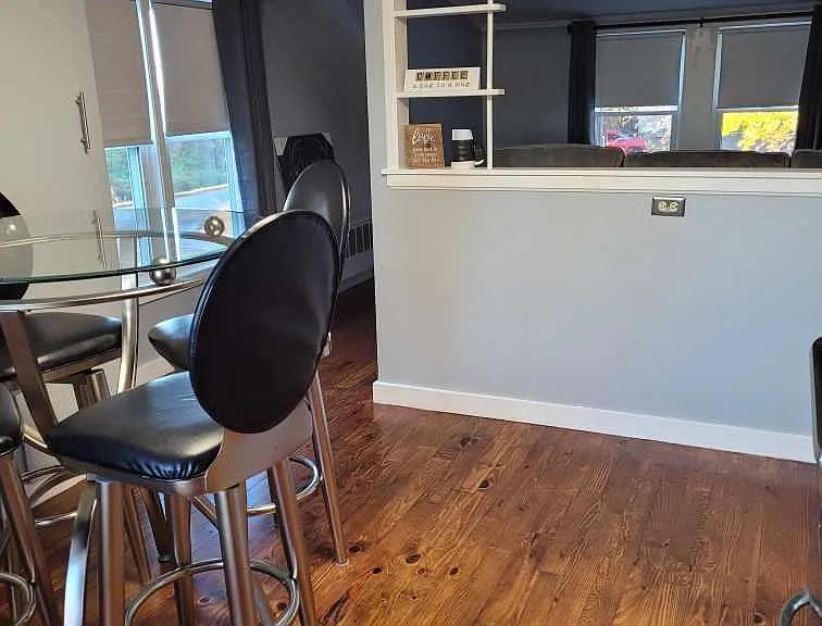 391 Main St — Photo 6