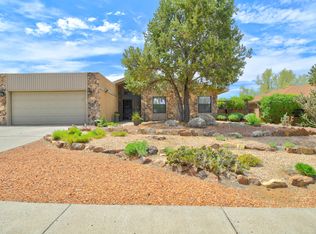 9608 Admiral Dewey Ave NE, Albuquerque, NM 87111
