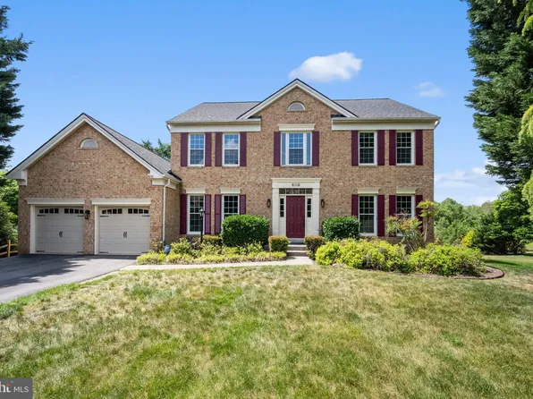 6116 Oakengate Way, Centreville, VA 20120