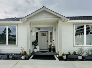 7205 Edge Cliff Dr, Brookings, OR 97415