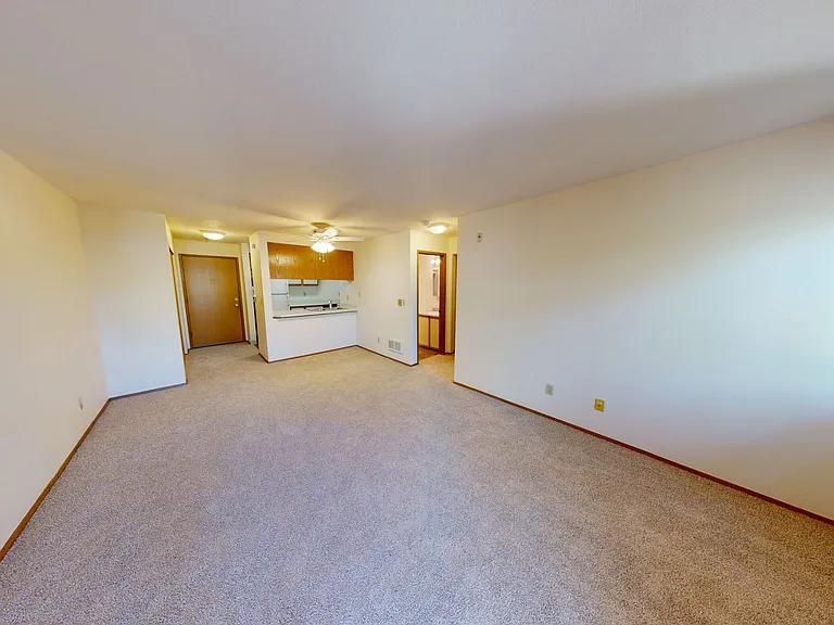 6813 Live Steps To Green Lake Park And Retail Core — Photo 10
