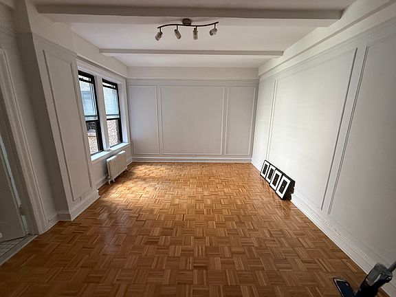5th image of 350 W 55th St APT 6D