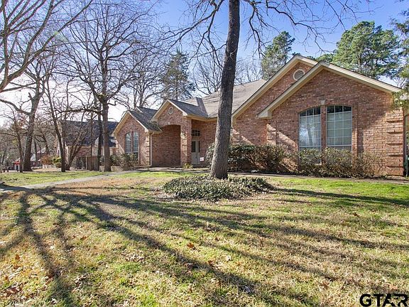 2nd image of 4119 Lazy Creek Dr