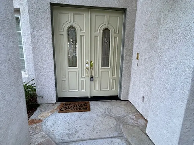 19535 Cortina Ct — Photo 2