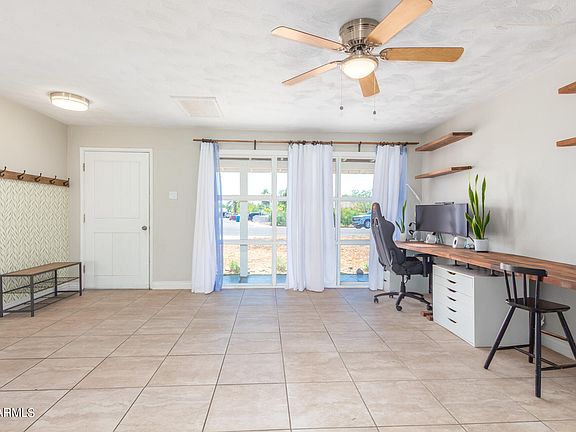 3rd image of 3002 W MARIPOSA Street