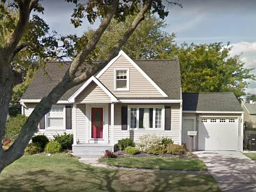 204 Thorncliff Rd Photo 1