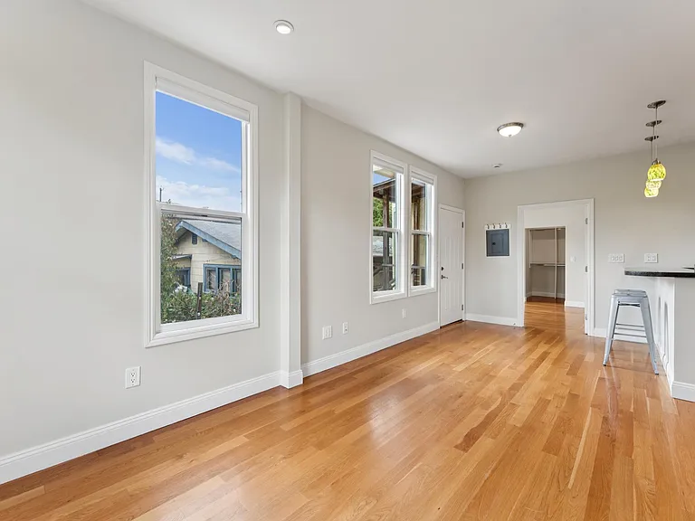 2927 Lorina St #1 — Photo 4