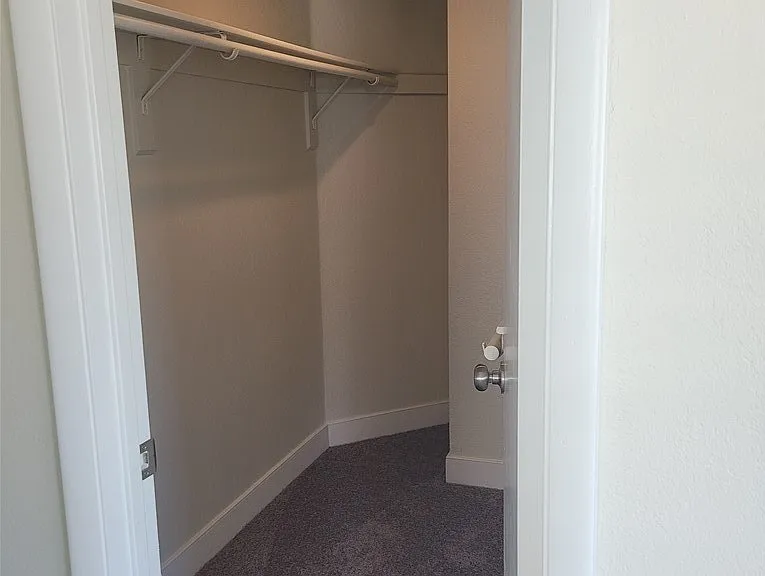 8428 Oyster Dr — Photo 22