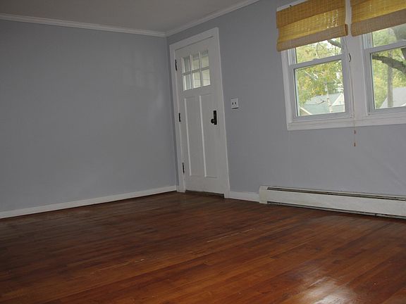 5th image of 169 W Fillmore Ave