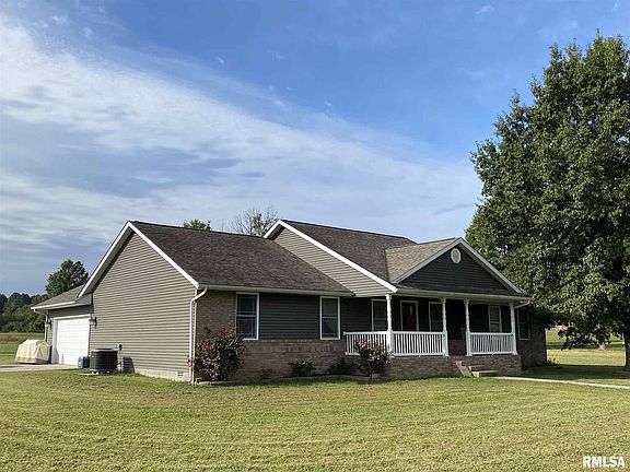 4th image of 1112 Wildflower Ln
