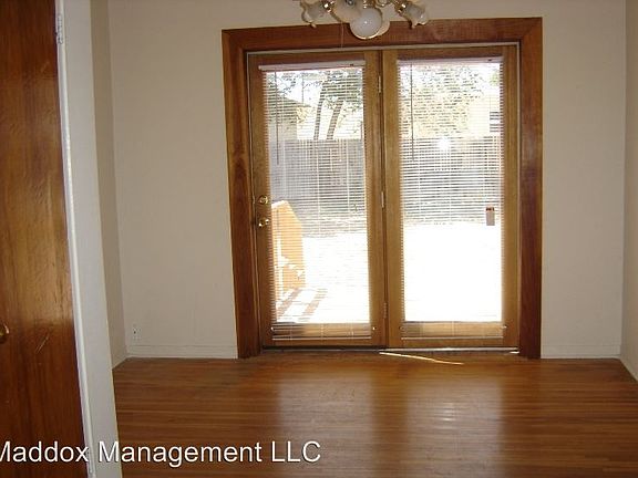 4th image of 2716 Vista Larga Ave NE