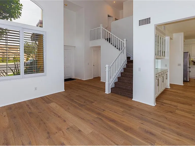 12980 Mackenzie Dr — Photo 2