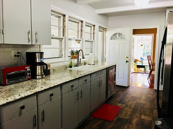4th image of 1205 Edgefield Ave