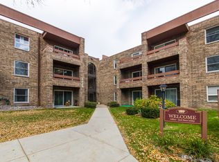 2220 Midland Grove Road #202, Roseville, MN 55113