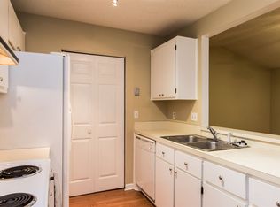 9543 S Cardinal Dr, Ladson, SC 29456