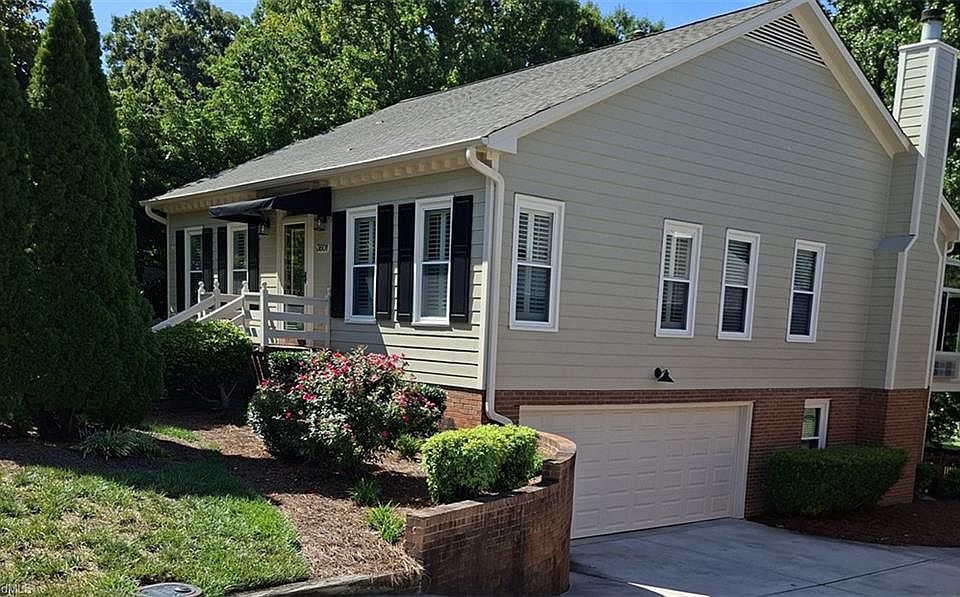 2nd image of 3601 Cherry Hill Dr