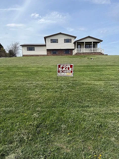 120 Township Road 676 photo 1