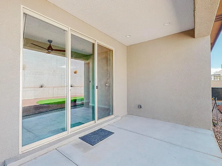 5950 Las Vacas Ct NE — Photo 57