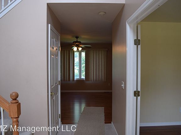3rd image of 37150 Vista Dr