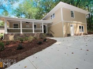 9480 Martin Rd, Roswell, GA 30076