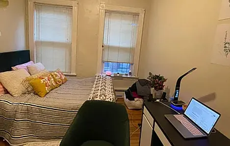 3 bed, 9999 sqft, $3,000 — Photo 2