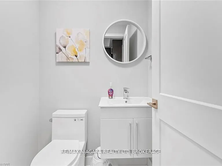 6065 McLeod Rd #115 — Photo 12