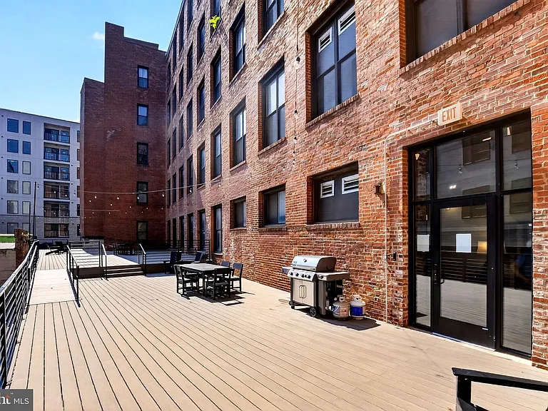 1147 N 4th St #53-4B — Photo 21