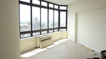 Rented by Royal Operation System