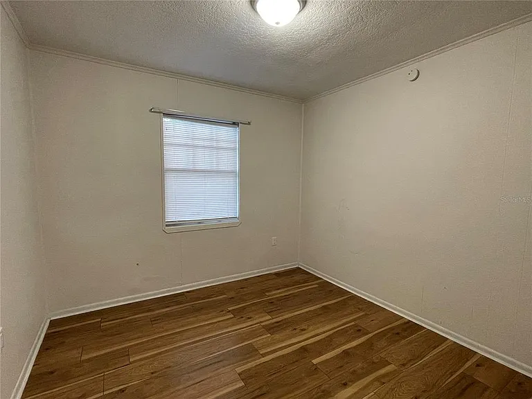 1208 Carlton Ave — Photo 13