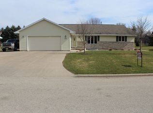 N3900 Dublin Way, Freedom, WI 54913