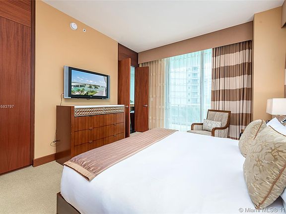 3rd image of 10295 Collins Ave #510511