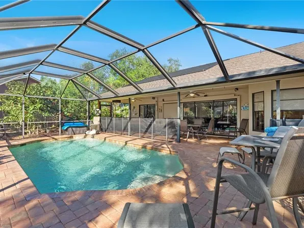 9430 Pineapple RD, FORT MYERS, FL 33967