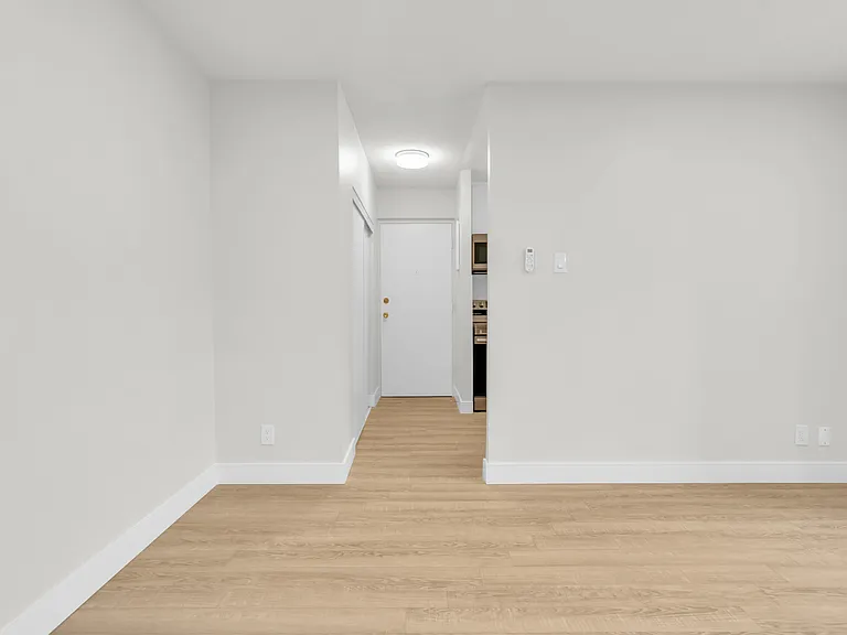 1220 Hamilton St — Photo 36